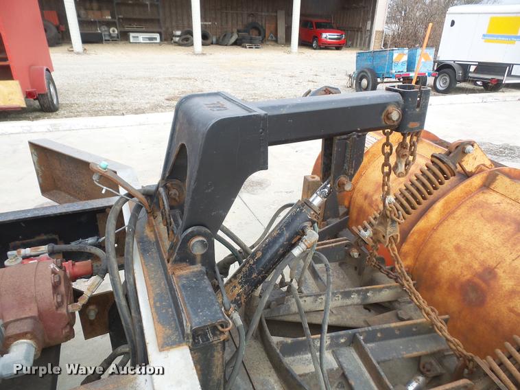 image for item DB2978 2002 International 7400 dump truck