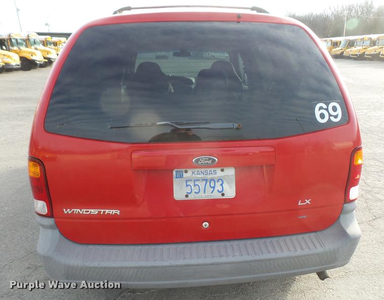 image for item DB2982 2001 Ford Windstar van