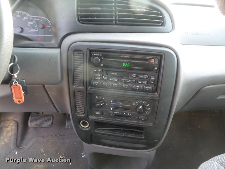 image for item DB2982 2001 Ford Windstar van