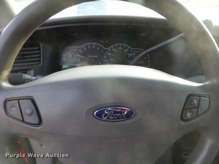 image for item DB2982 2001 Ford Windstar van