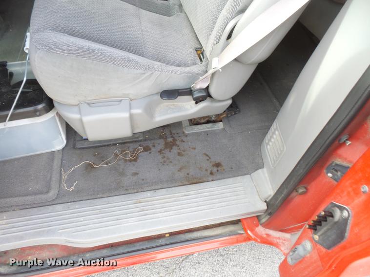 image for item DB2982 2001 Ford Windstar van