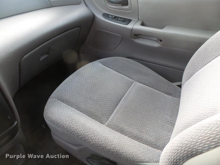 image for item DB2983 2001 Ford Windstar van