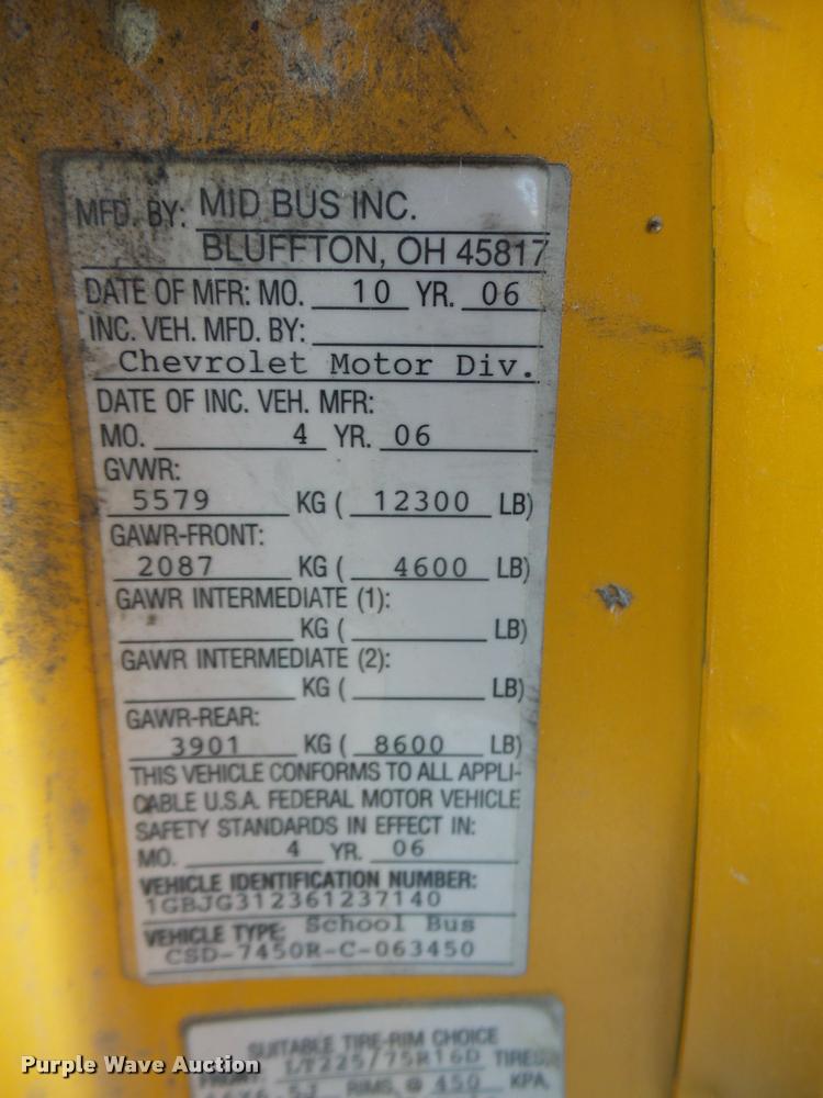 image for item DB2984 2006 Chevrolet Express 3500 Cargo school bus