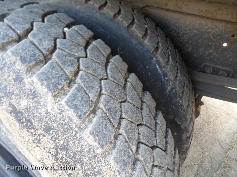 image for item DB2985 2002 Chevrolet Blue Bird school bus