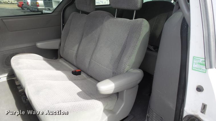 image for item DB3772 2003 Ford Windstar van