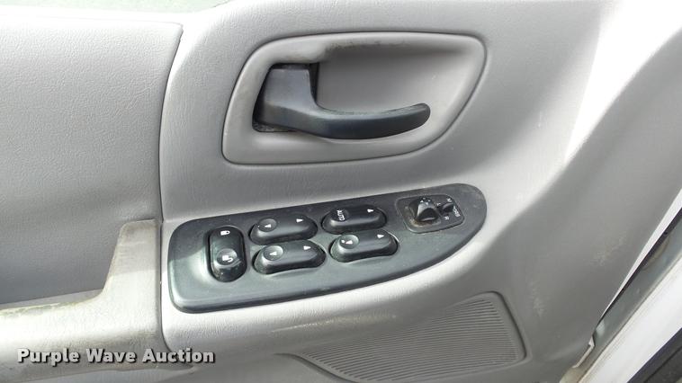 image for item DB3772 2003 Ford Windstar van