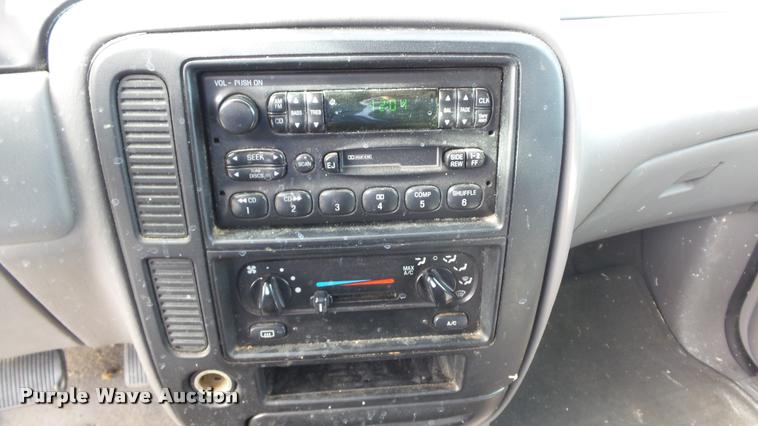 image for item DB3772 2003 Ford Windstar van