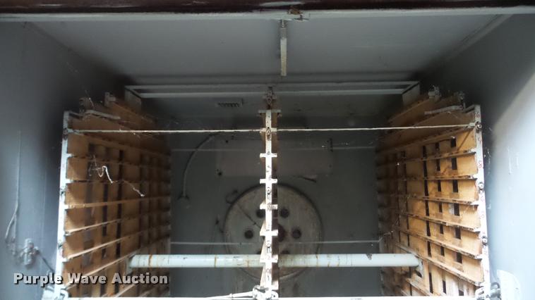 image for item DF9227 Robbins hatchery incubator