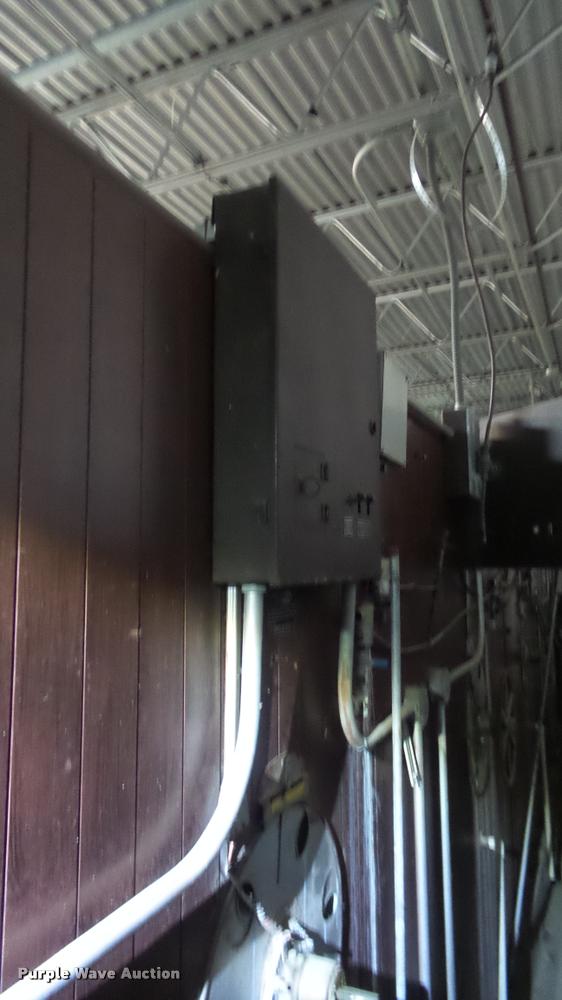 image for item DF9227 Robbins hatchery incubator