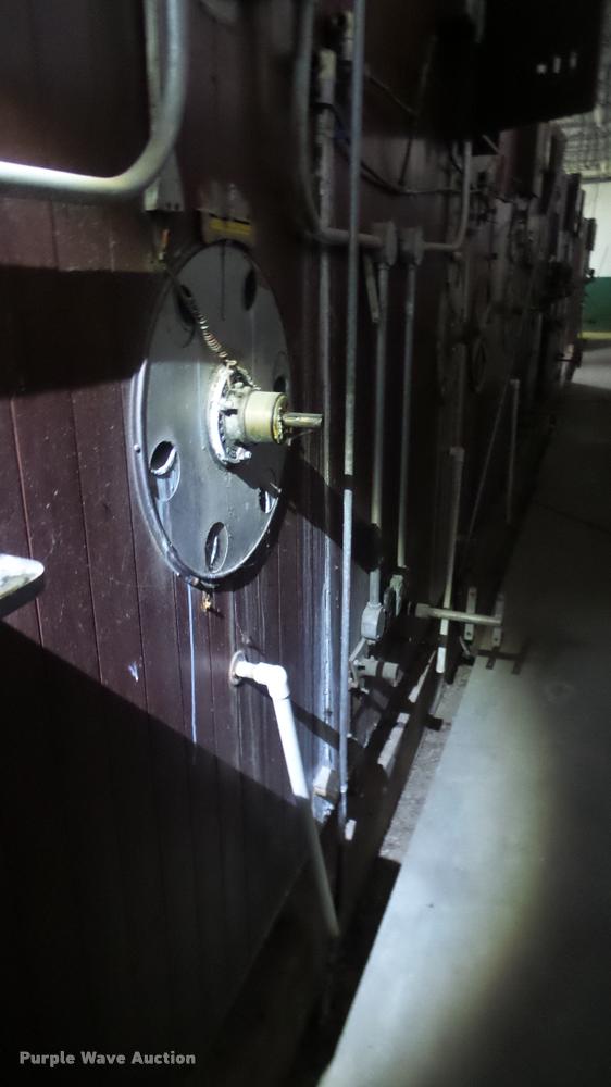 image for item DF9227 Robbins hatchery incubator