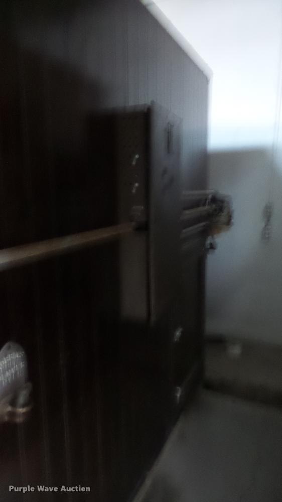 image for item DF9227 Robbins hatchery incubator