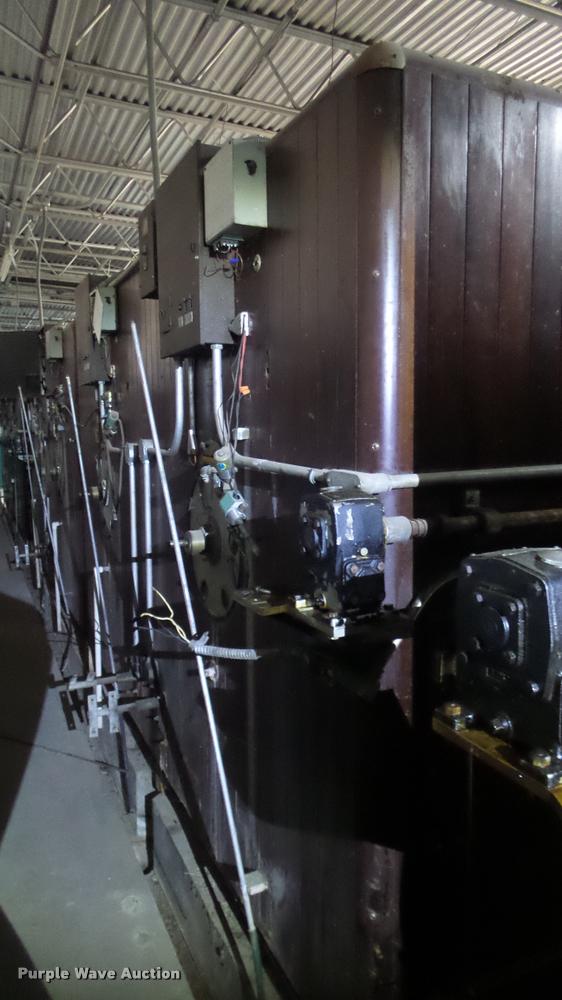 image for item DF9228 Robbins hatchery incubator