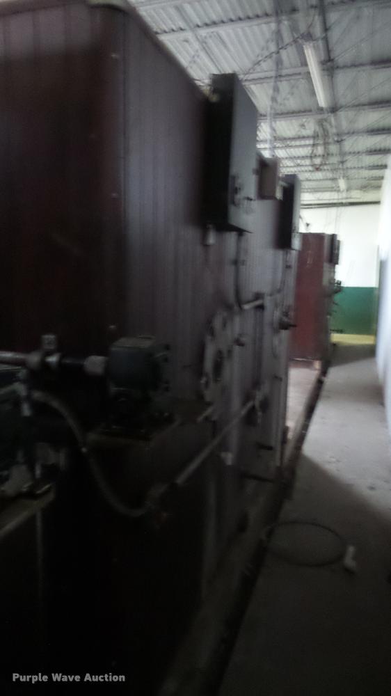 image for item DF9229 Robbins hatchery incubator