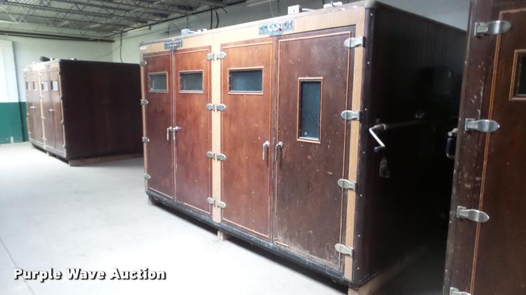 image for item DF9229 Robbins hatchery incubator