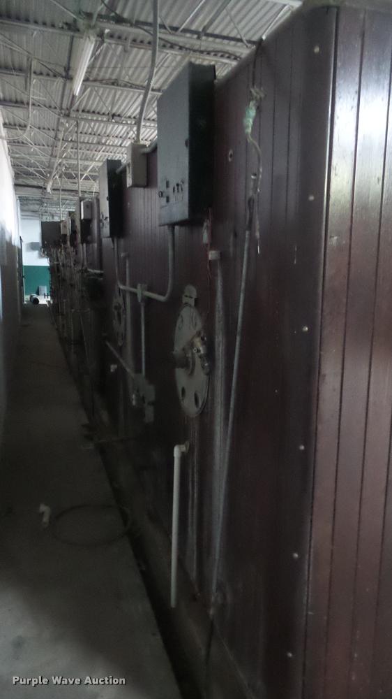 image for item DF9229 Robbins hatchery incubator