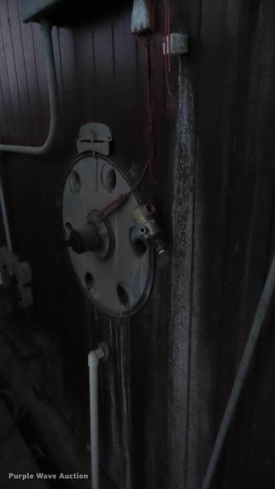 image for item DF9229 Robbins hatchery incubator