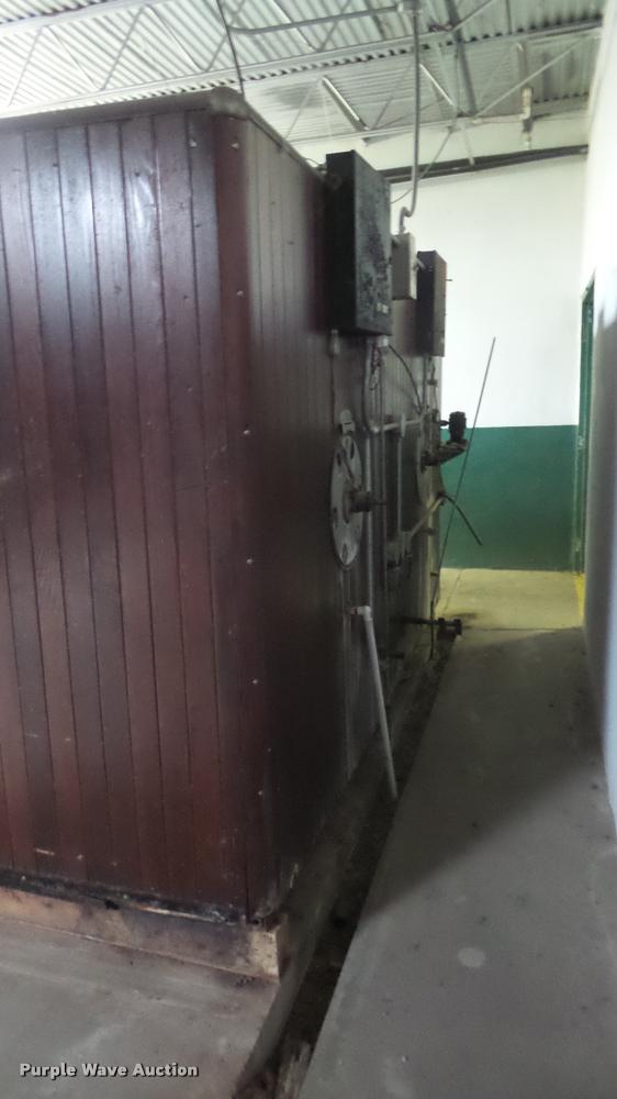 image for item DF9230 Robbins hatchery incubator