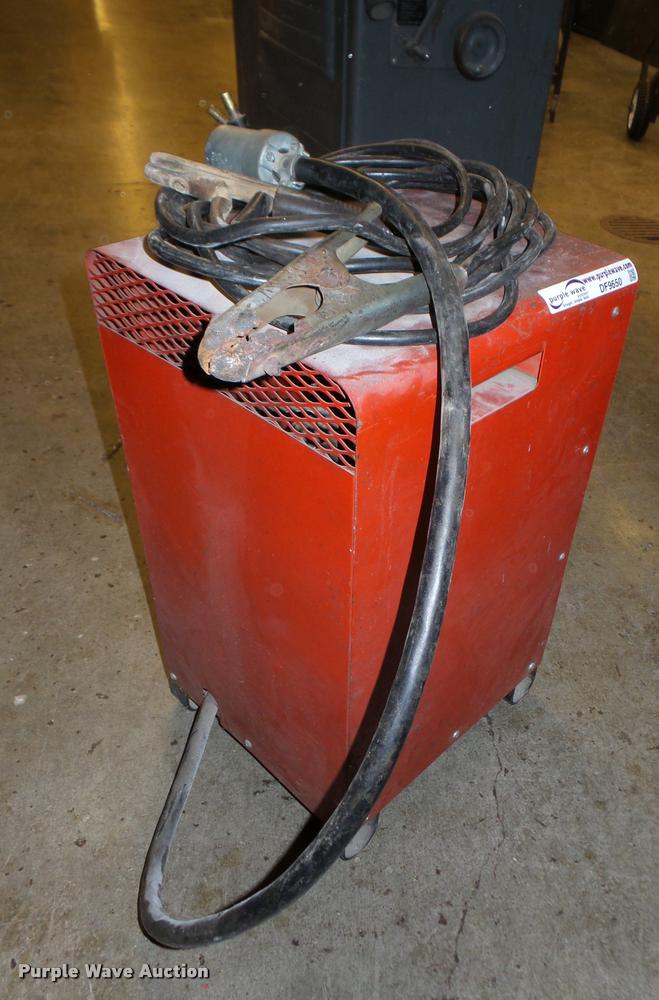 image for item DF9650 Marquette 180 AC arc welder