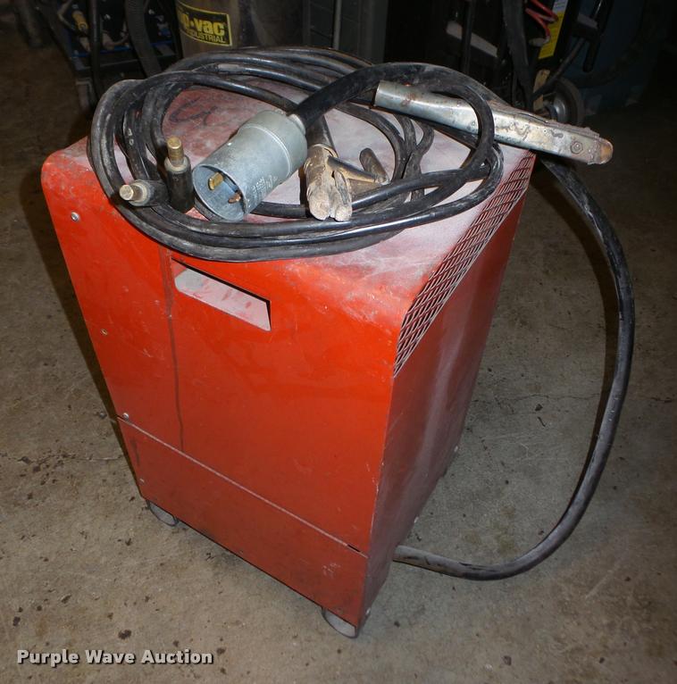 image for item DF9650 Marquette 180 AC arc welder