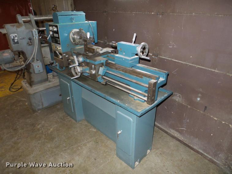 image for item DF9654 Shaoxing CQ6230 metal lathe