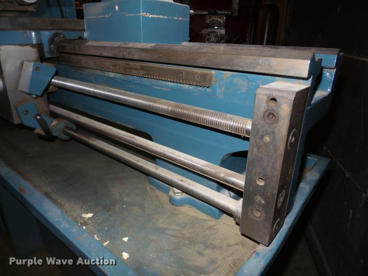 image for item DF9654 Shaoxing CQ6230 metal lathe