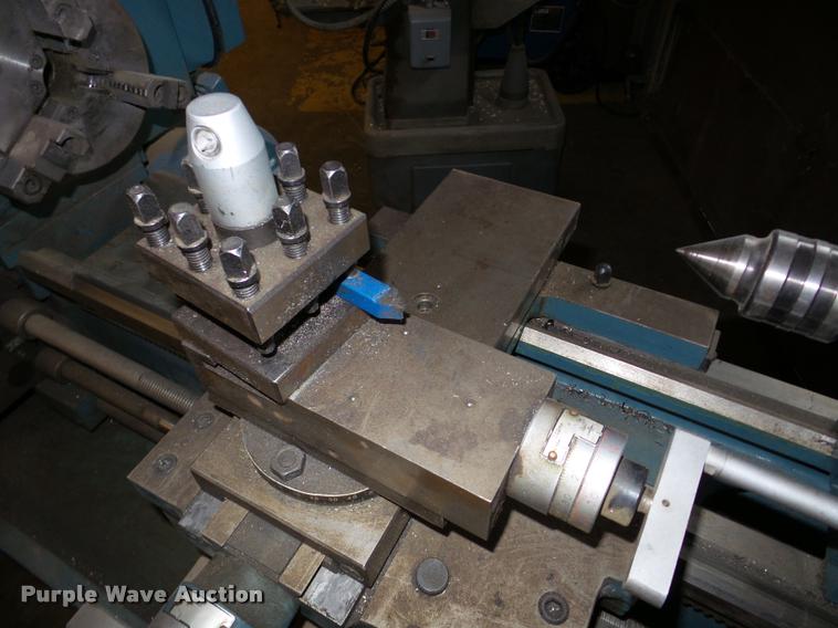 image for item DF9654 Shaoxing CQ6230 metal lathe