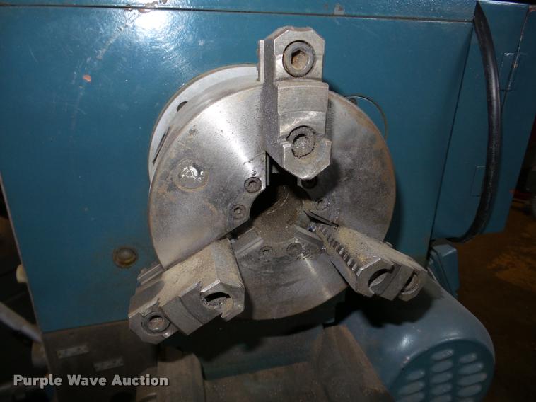 image for item DF9654 Shaoxing CQ6230 metal lathe