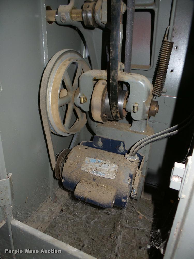 image for item DF9656 South Bend metal lathe