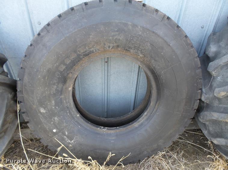 image for item DI9611 Tires