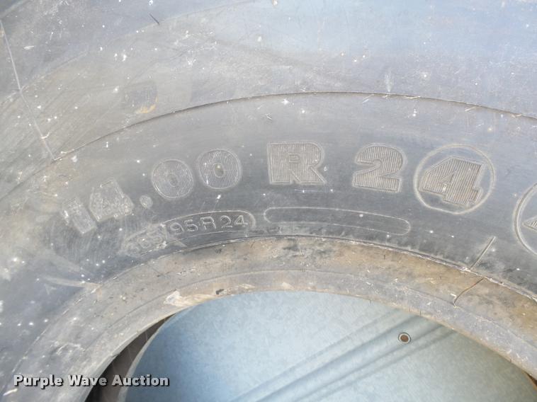 image for item DI9611 Tires
