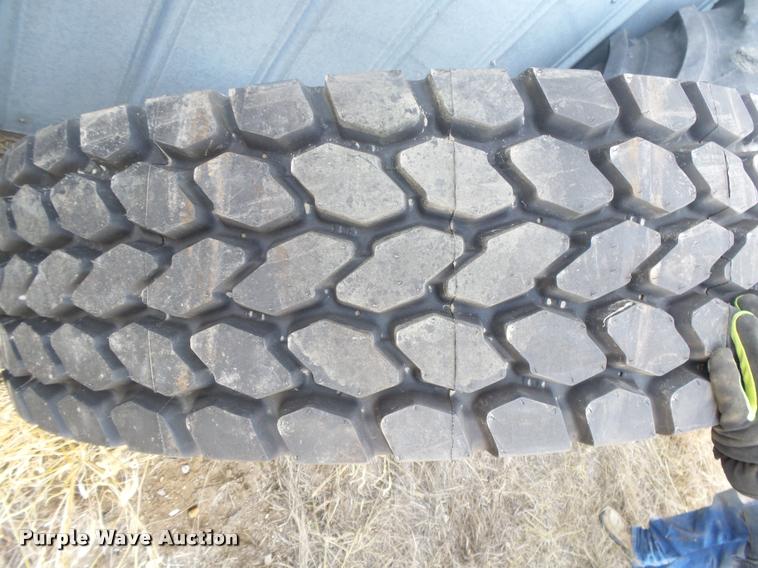 image for item DI9611 Tires
