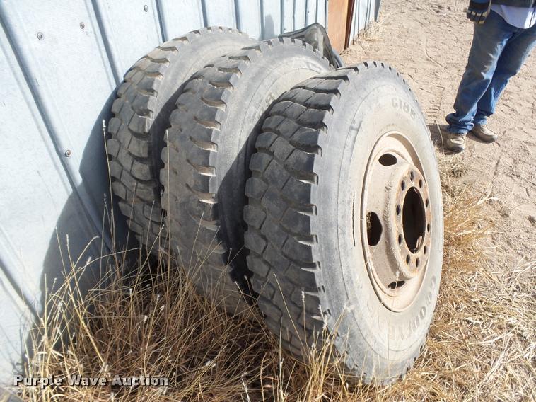 image for item DI9611 Tires