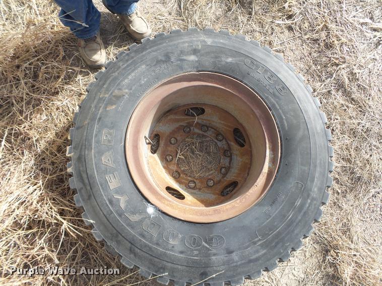 image for item DI9611 Tires