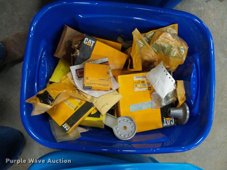 image for item DI9650 Caterpillar 120G and 966 parts