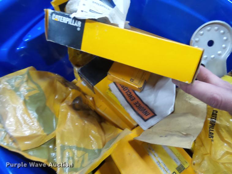 image for item DI9650 Caterpillar 120G and 966 parts