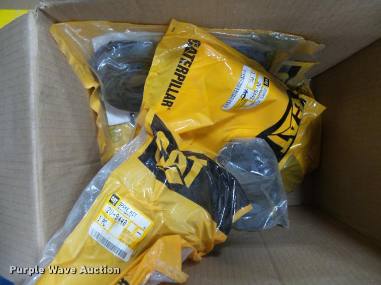 image for item DI9650 Caterpillar 120G and 966 parts