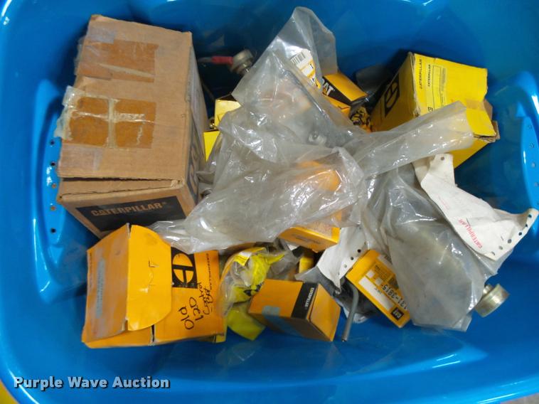 image for item DI9650 Caterpillar 120G and 966 parts