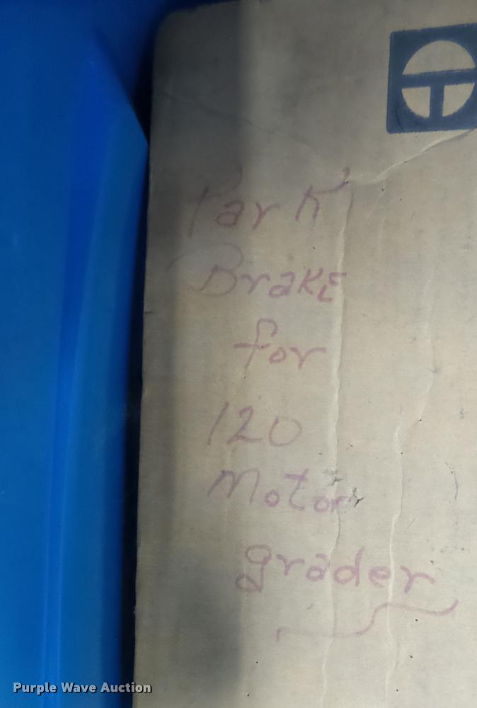 image for item DI9650 Caterpillar 120G and 966 parts