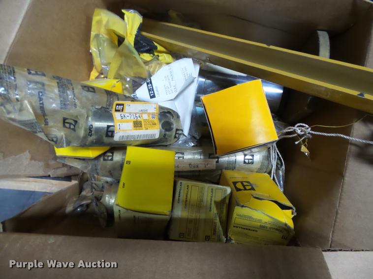 image for item DI9650 Caterpillar 120G and 966 parts