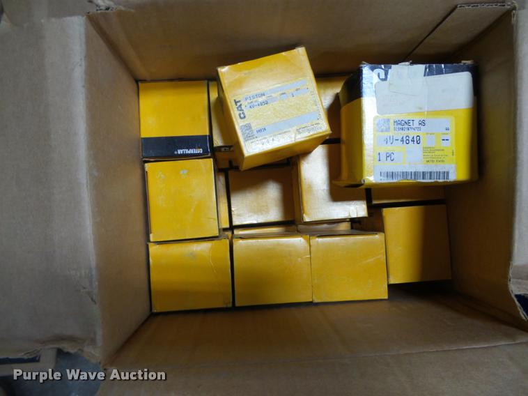 image for item DI9650 Caterpillar 120G and 966 parts