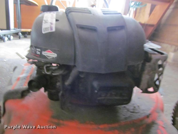 image for item DT9245 Husqvarna lawn mower