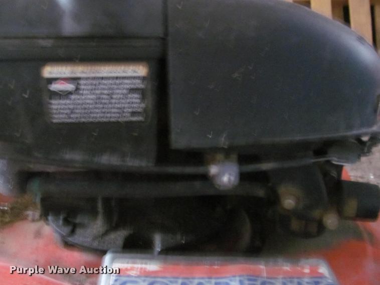 image for item DT9245 Husqvarna lawn mower