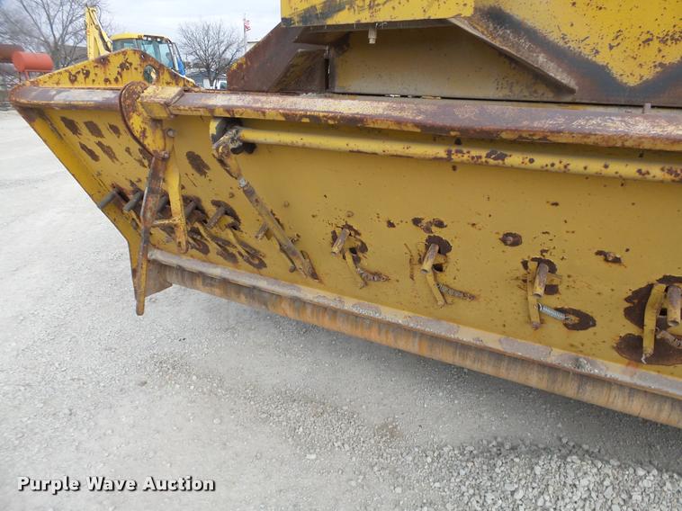 image for item DT9700 Flaherty Spread Master chip spreader