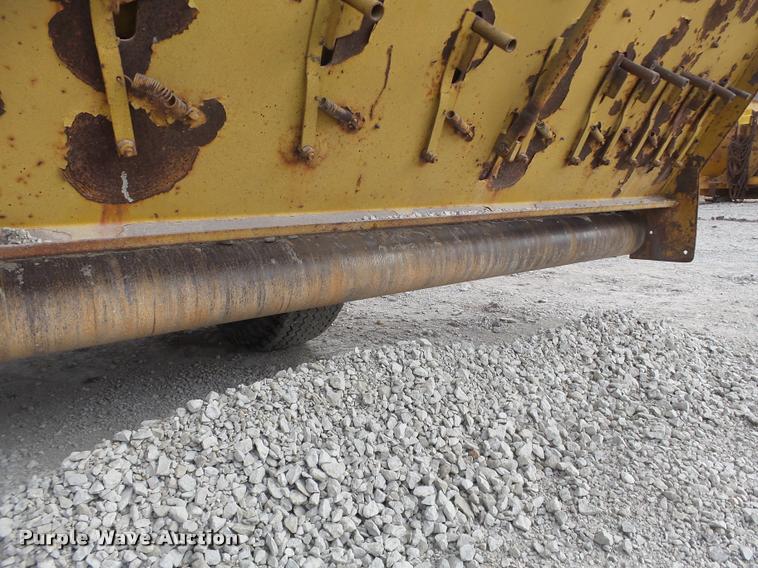 image for item DT9700 Flaherty Spread Master chip spreader