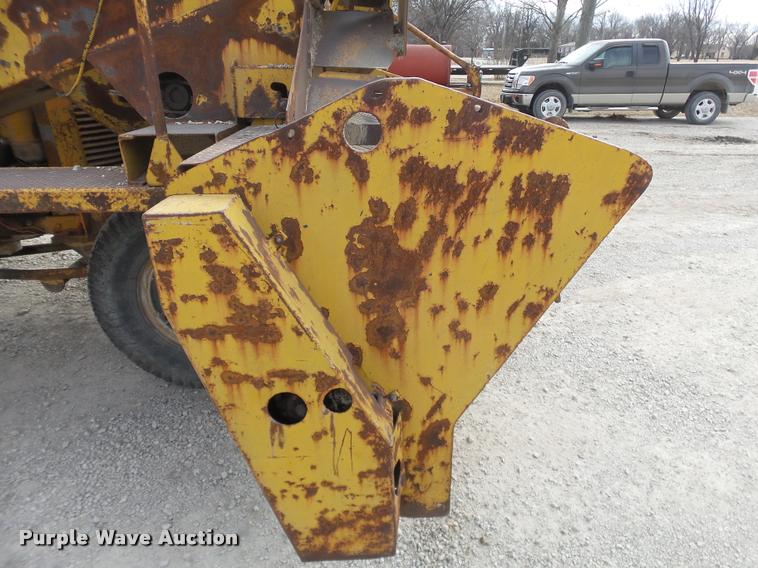 image for item DT9700 Flaherty Spread Master chip spreader