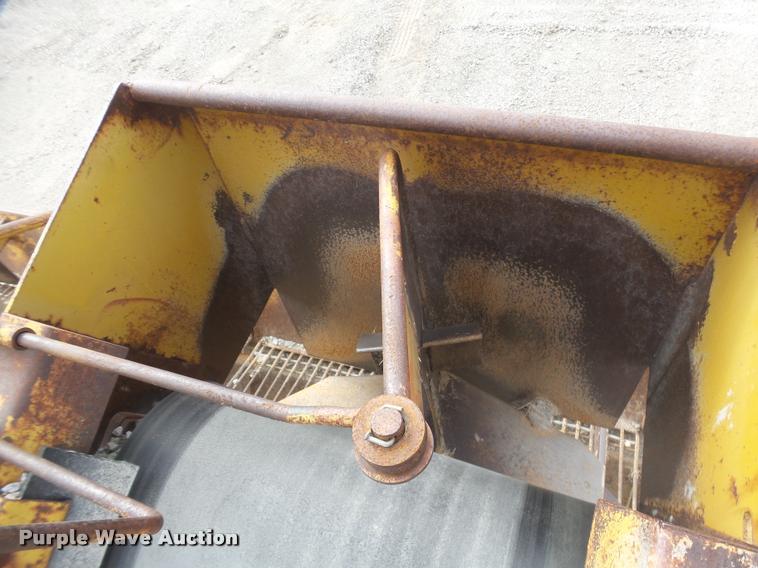 image for item DT9700 Flaherty Spread Master chip spreader