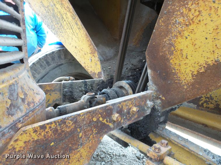 image for item DT9700 Flaherty Spread Master chip spreader