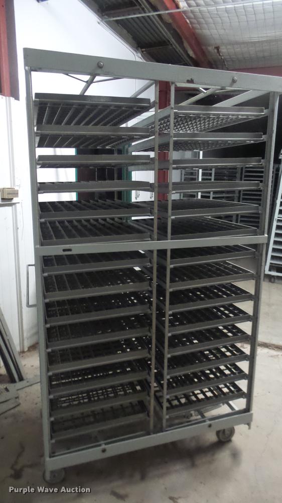 image for item F1151 (4) metal egg racks