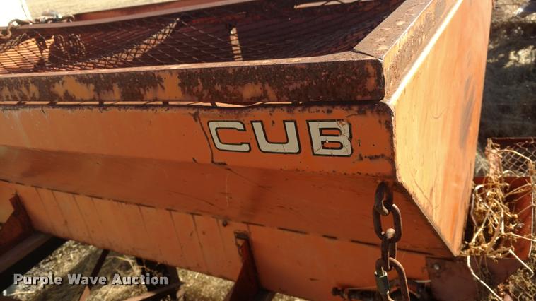 image for item F1280 Fox Cub spreader