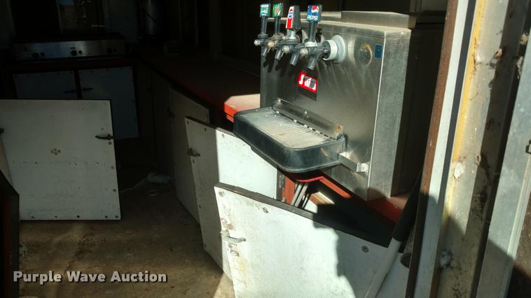 image for item F1460 1985 Concession trailer